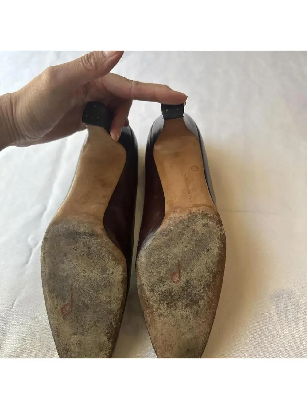Salvatore Ferragamo Vintage Brown Leather Kitten Heel Pumps with Velvet Bow